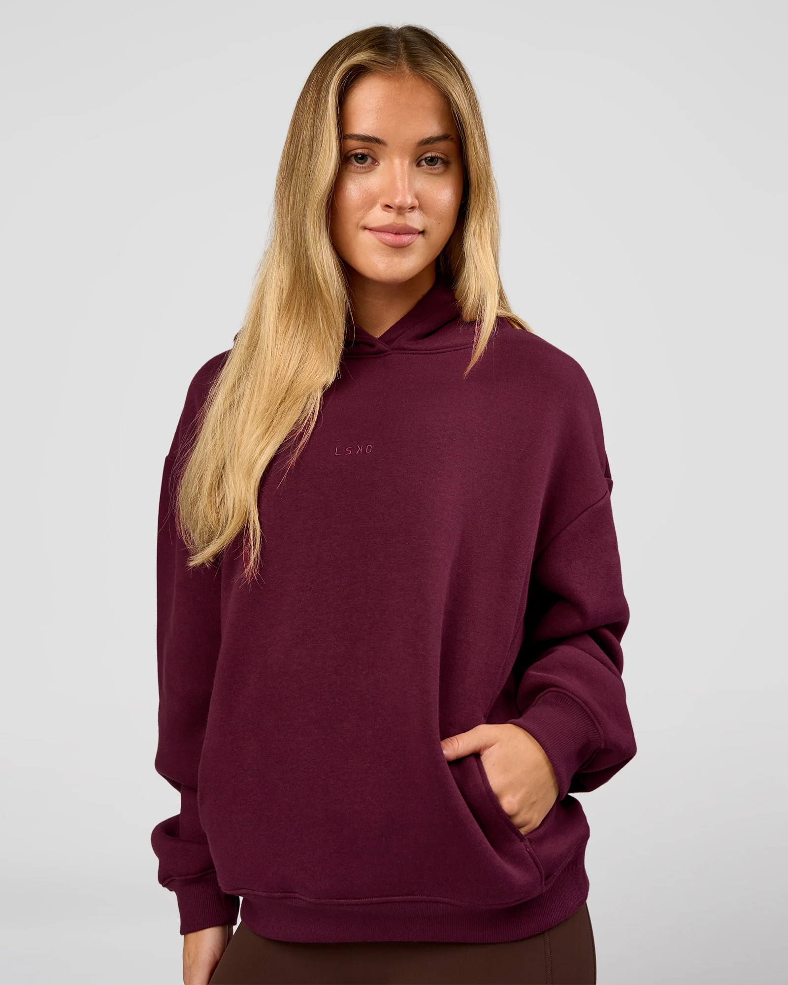 Tops > Hoodies & Jumpers